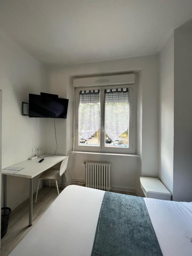 Hotel Agena Brest Eksteriør bilde