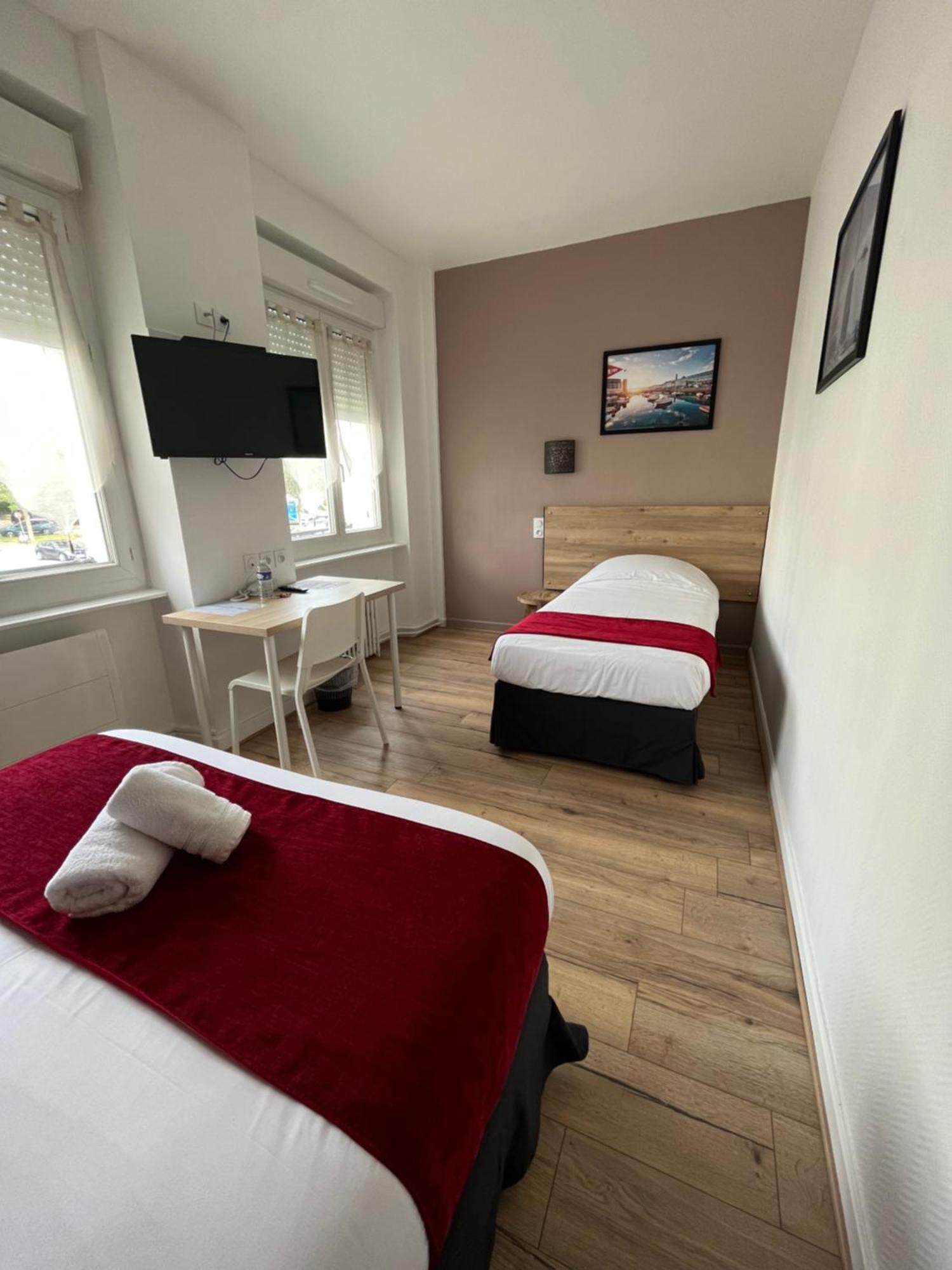 Hotel Agena Brest Eksteriør bilde